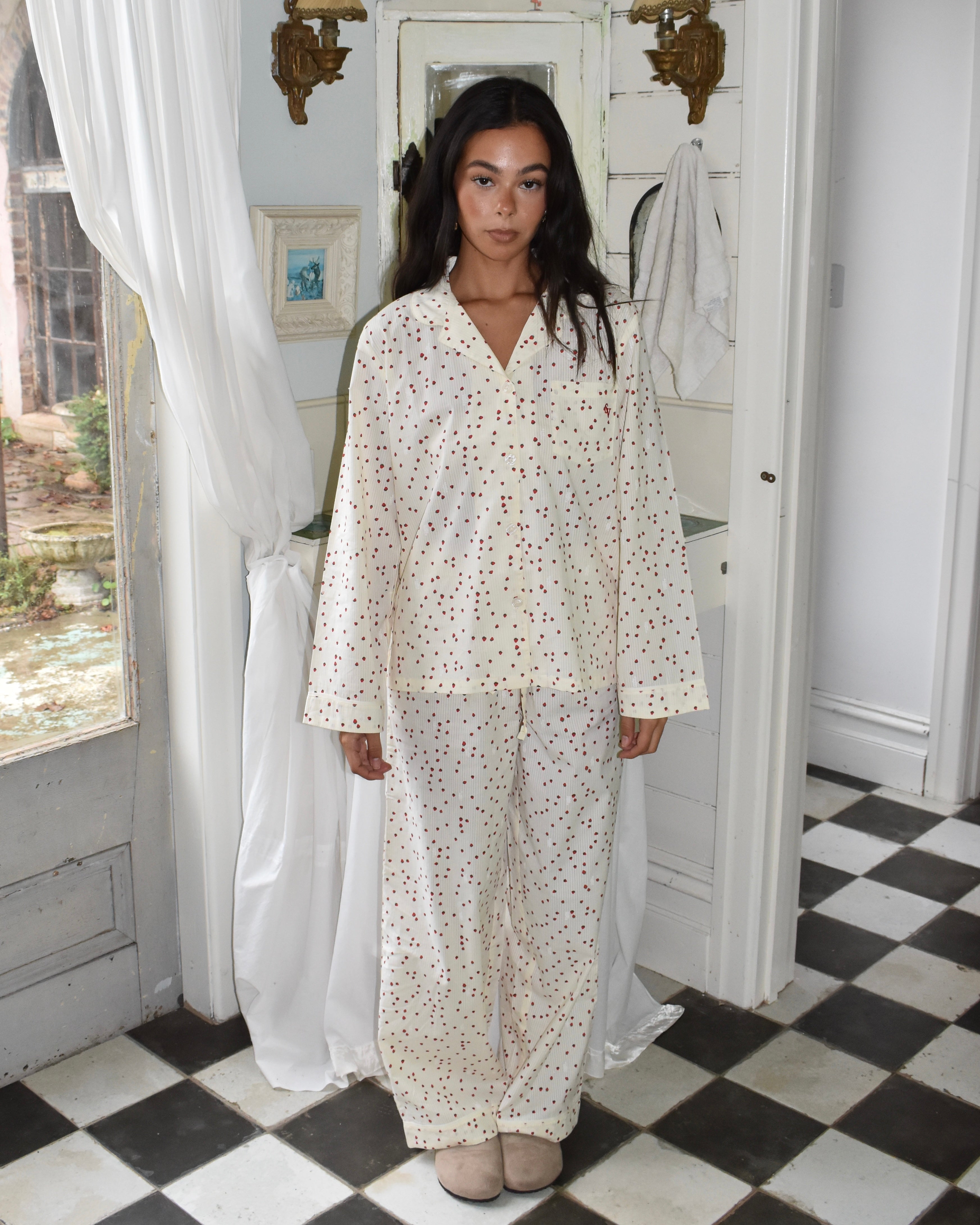 SLEEPWEAR