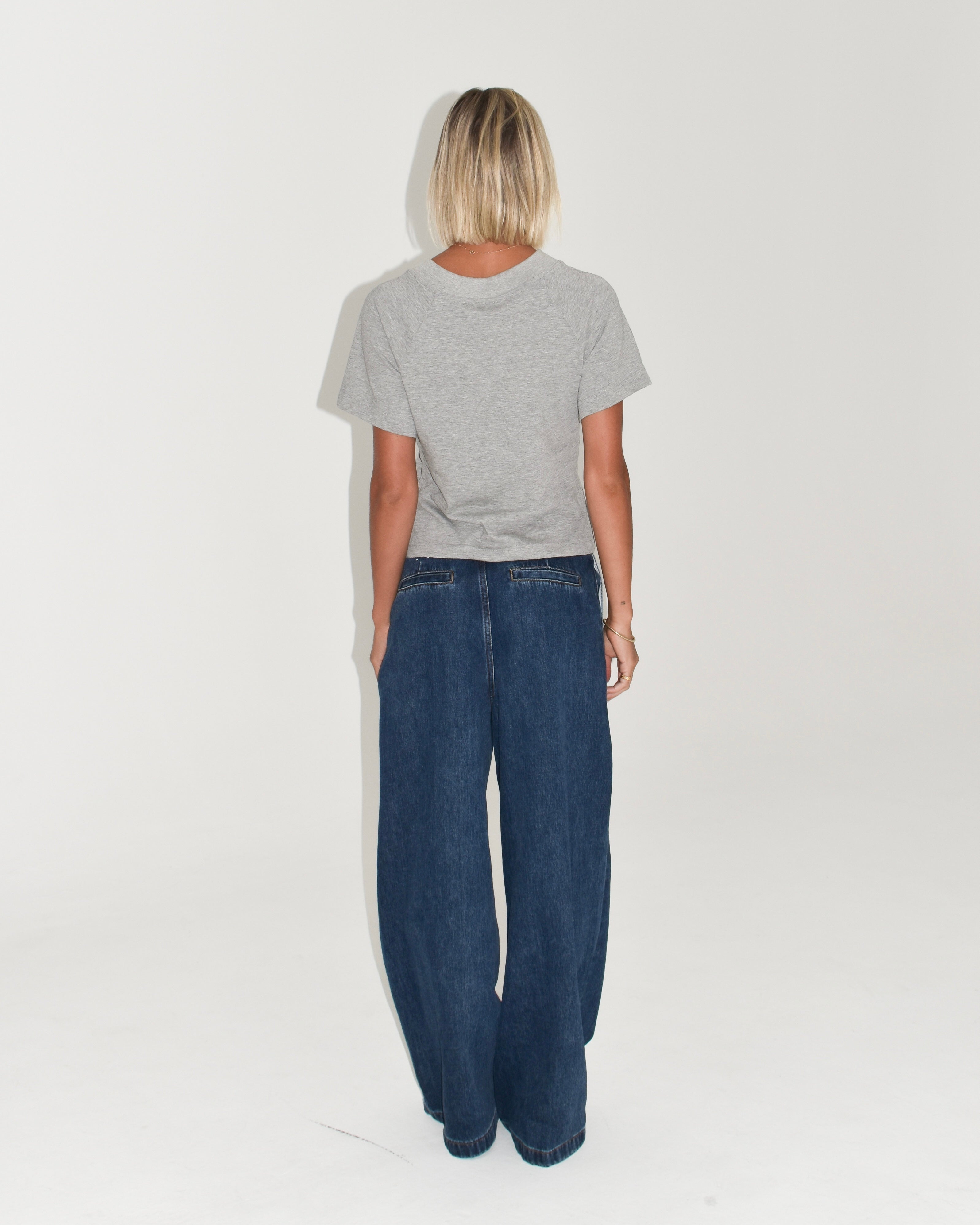The Essential V-Neck Tee in Grey Marle