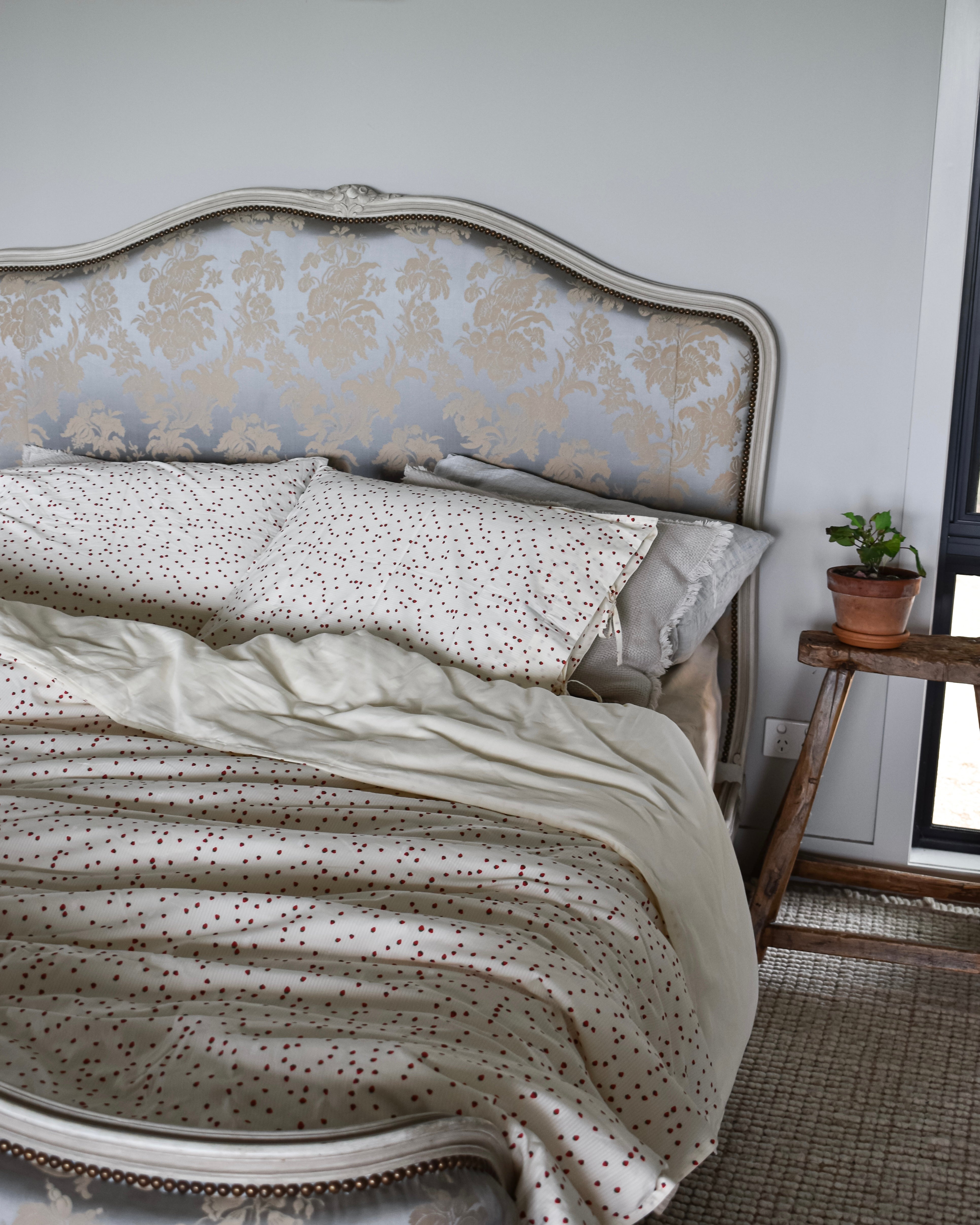 The Strawberry Quilt Cover
