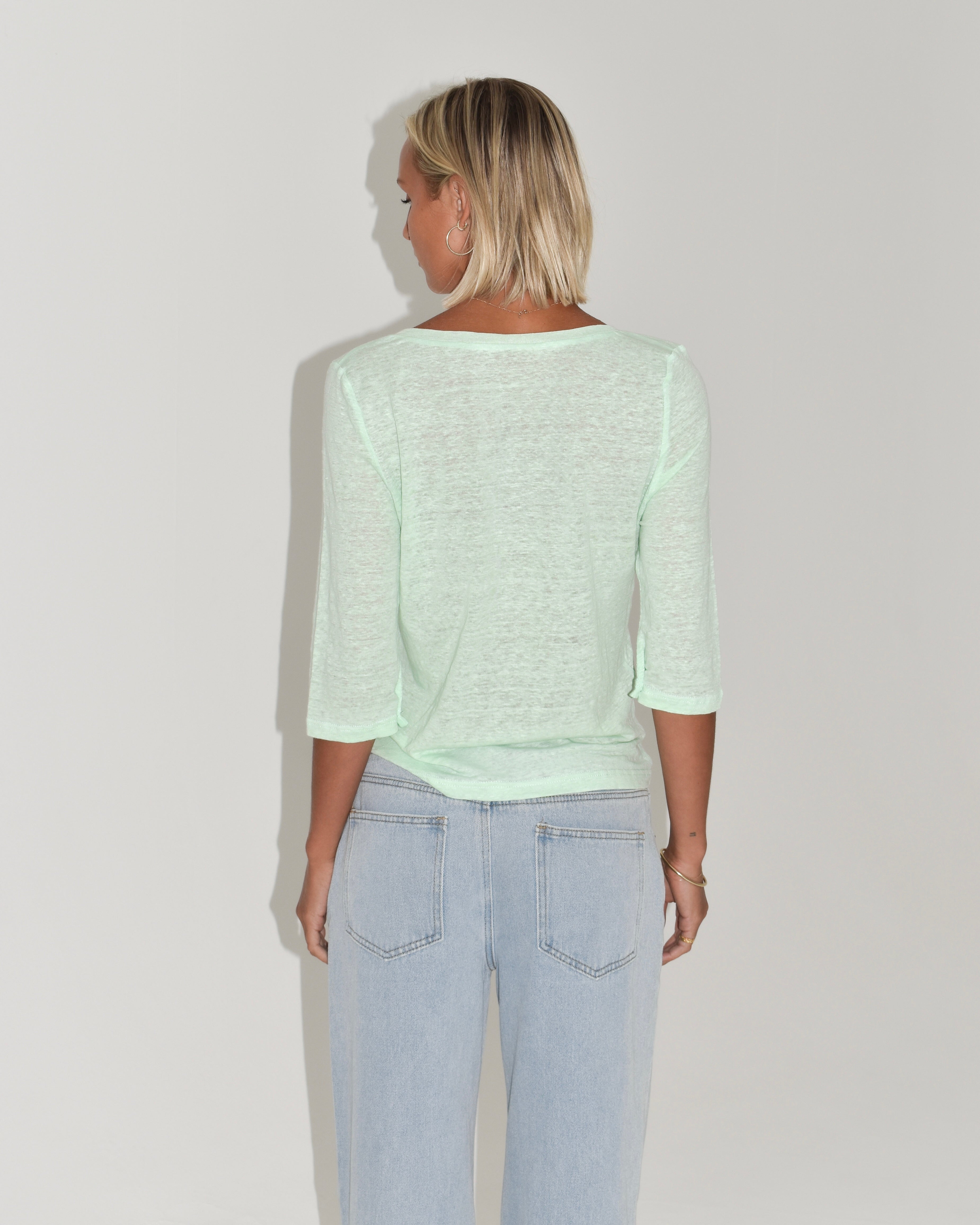 The Signature Top in Mint