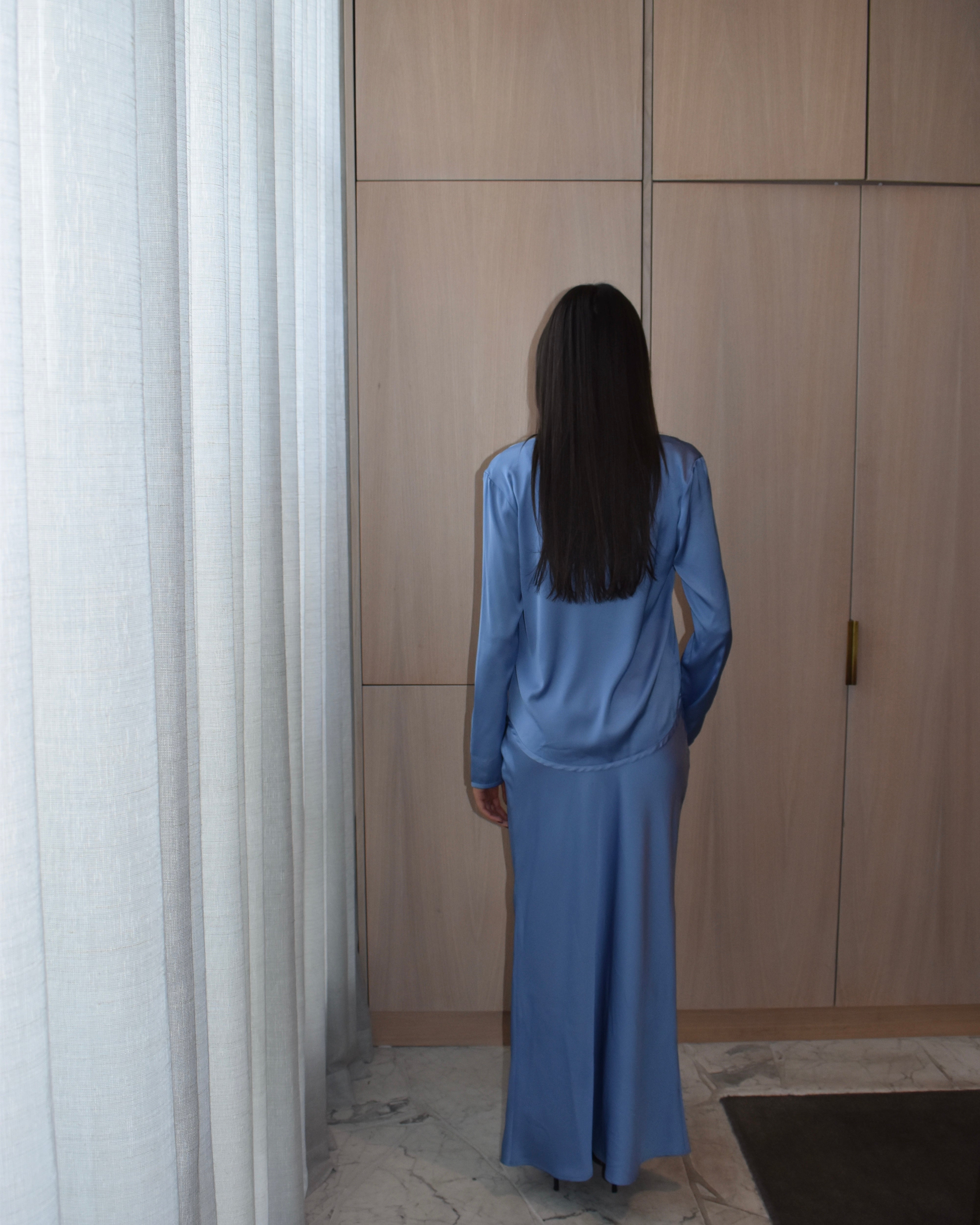 The Blue Dreams Clasp Top