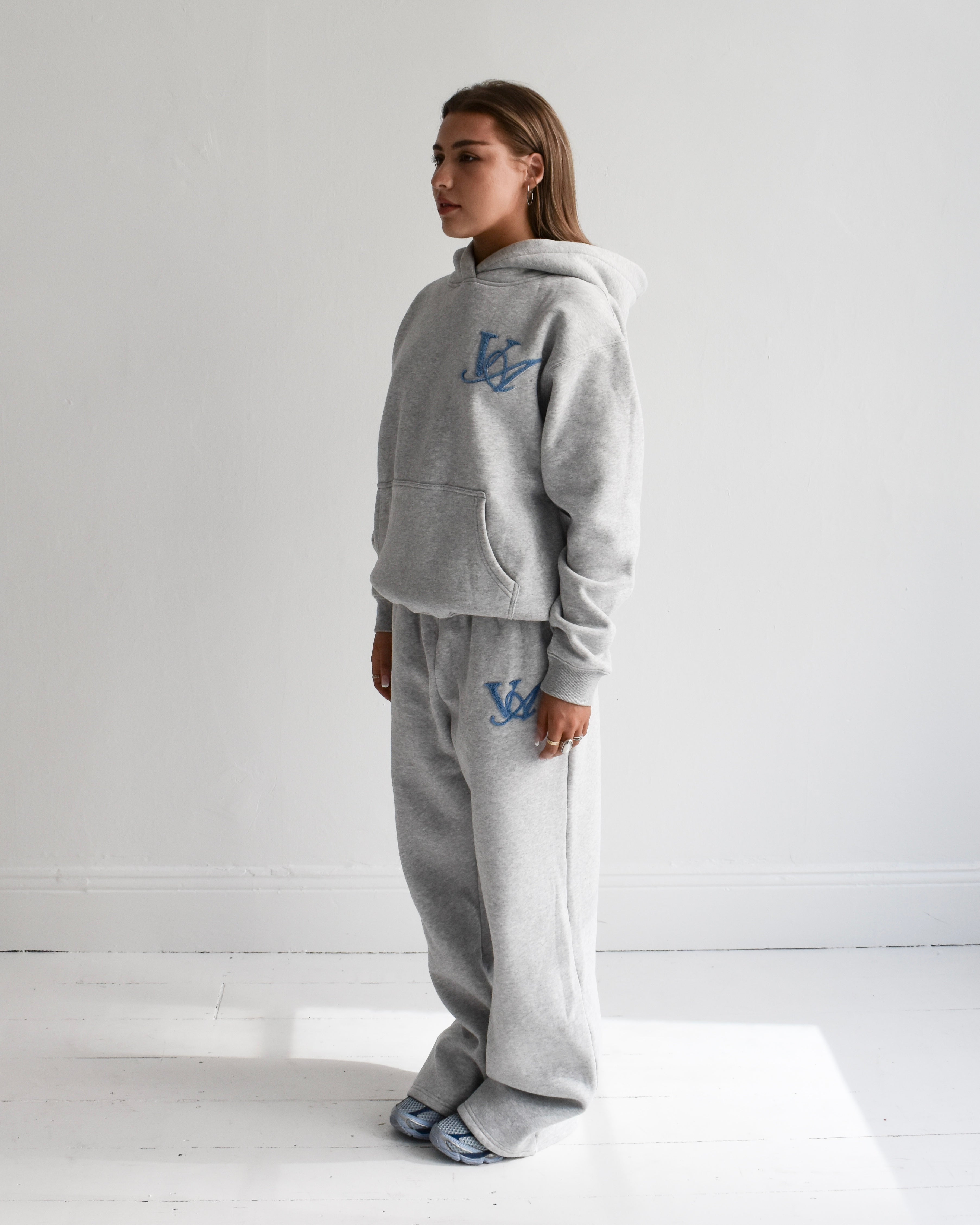 The Classic Hoodie in Grey Marle (Fleece)