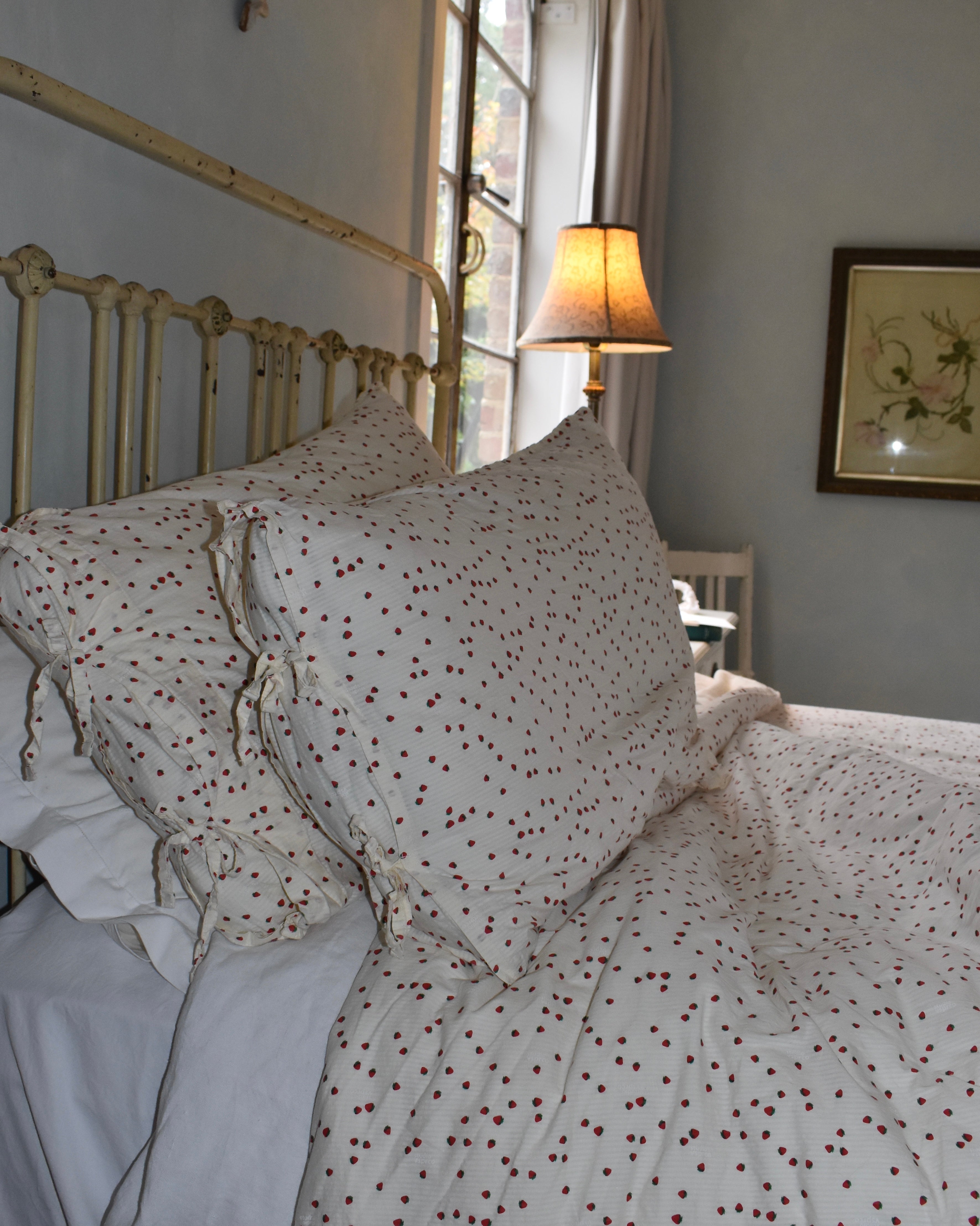 The Strawberry Quilt Cover
