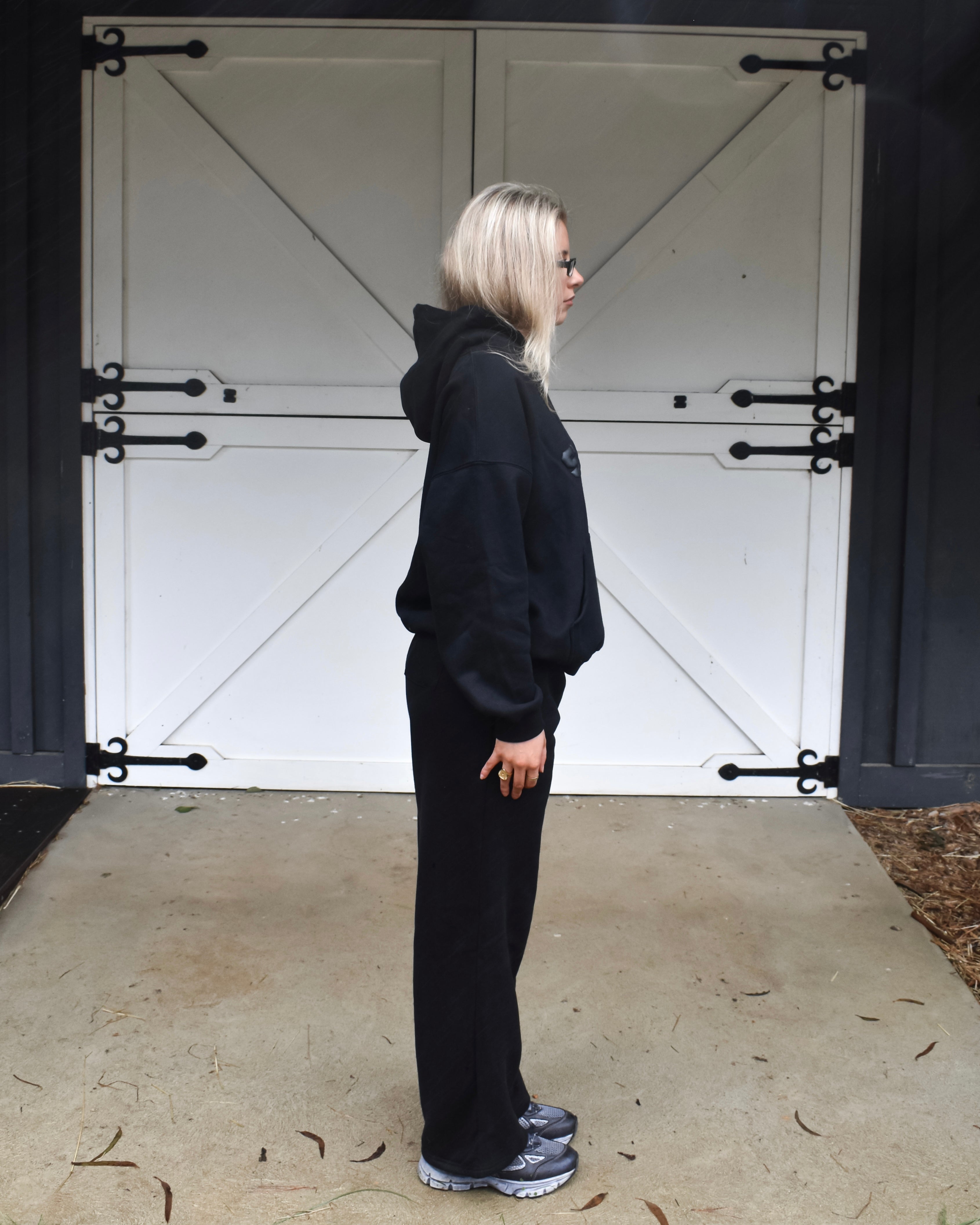 The Varsity Wide Leg Trackpants in Obsidian (Fleece)