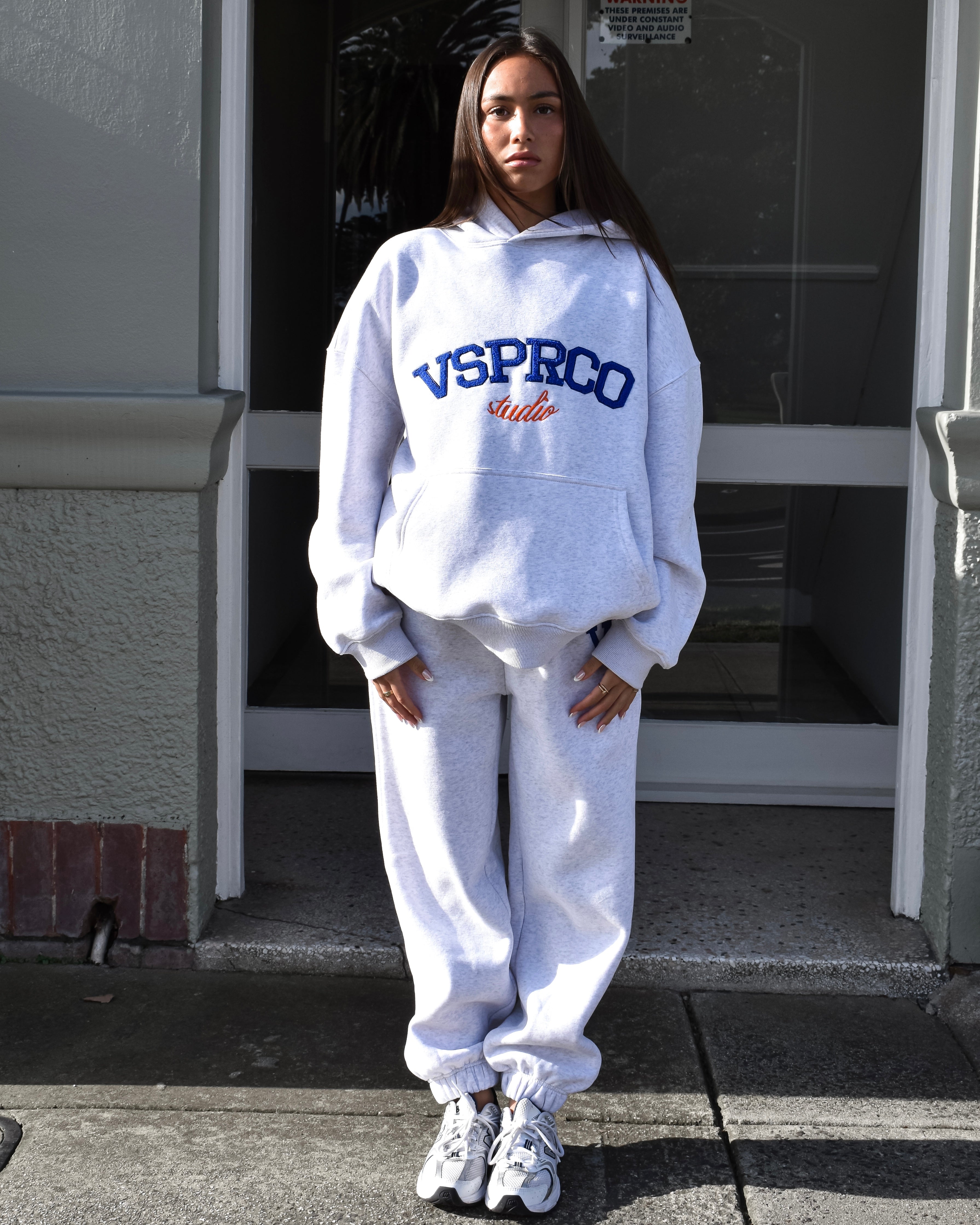 The 90s Loop Hoodie in Grey Marle (Fleece)