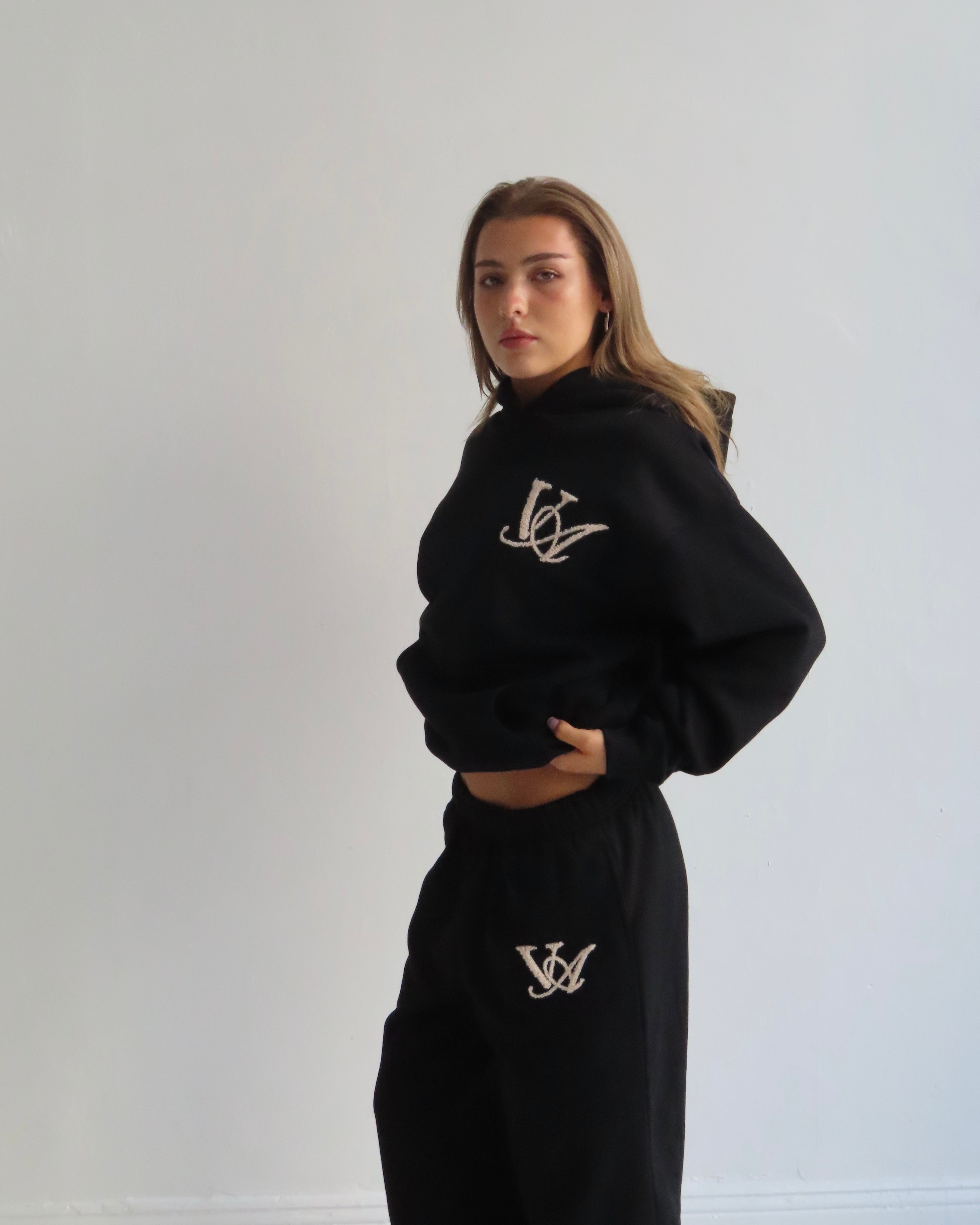 The Classic Hoodie in Obsidian (Fleece)