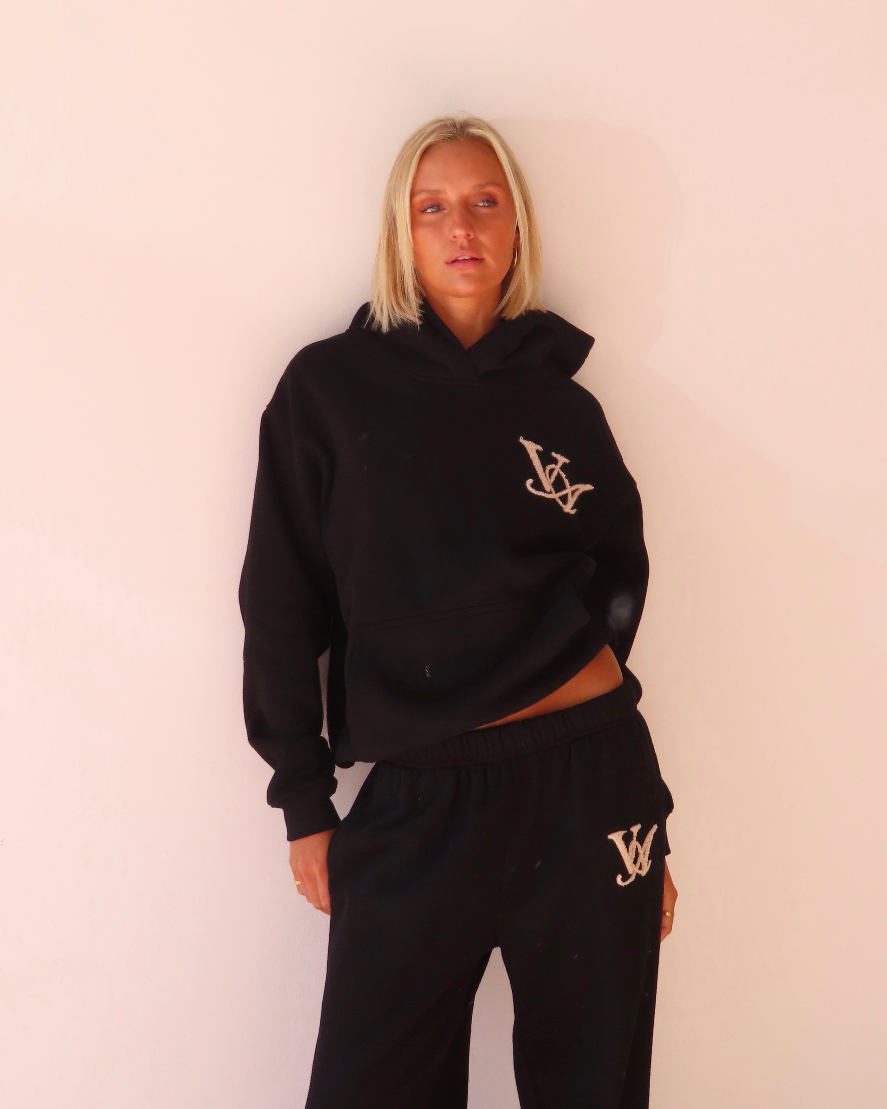 The Classic Hoodie in Obsidian (Fleece)