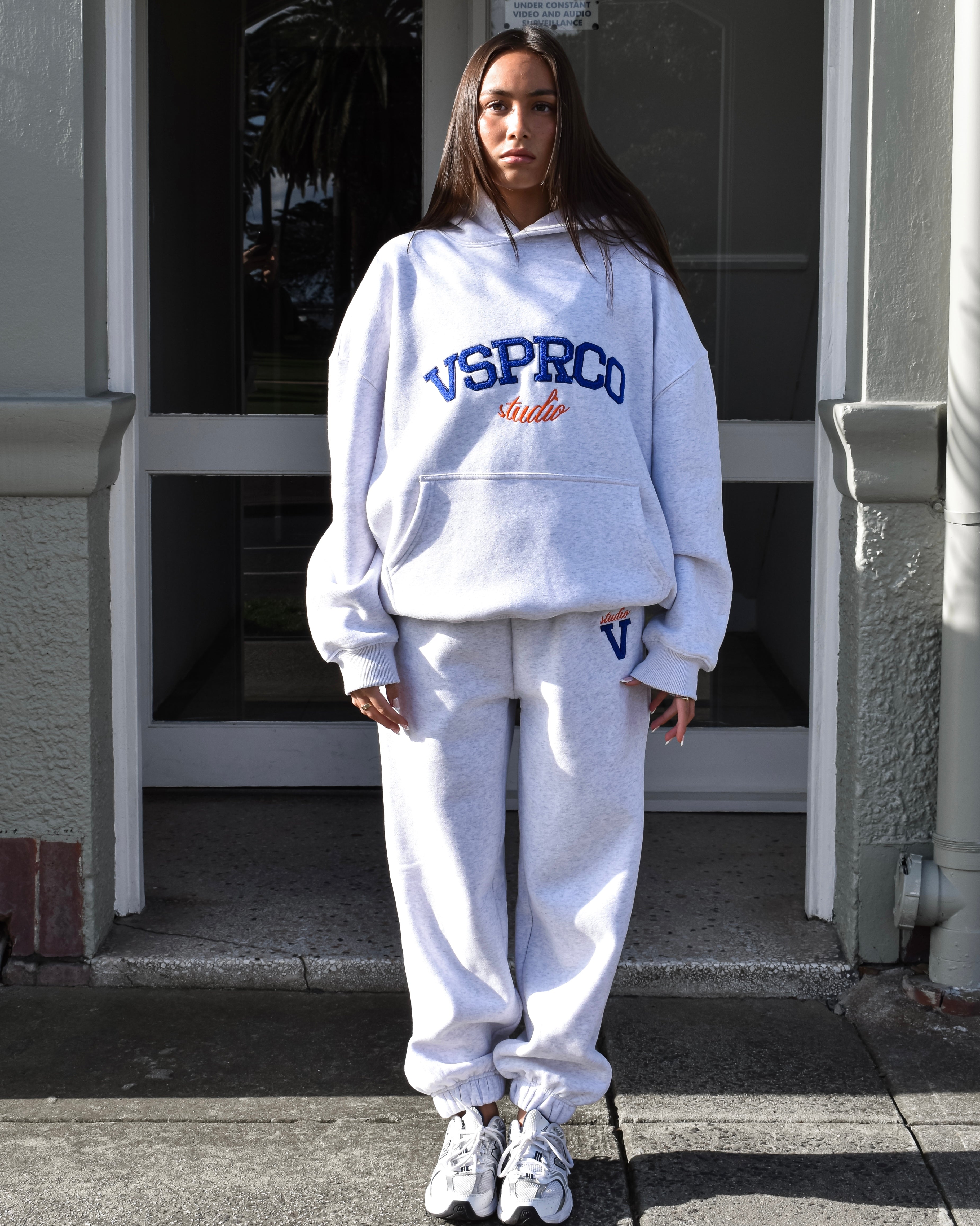 The 90s Loop Hoodie in Grey Marle (Fleece)