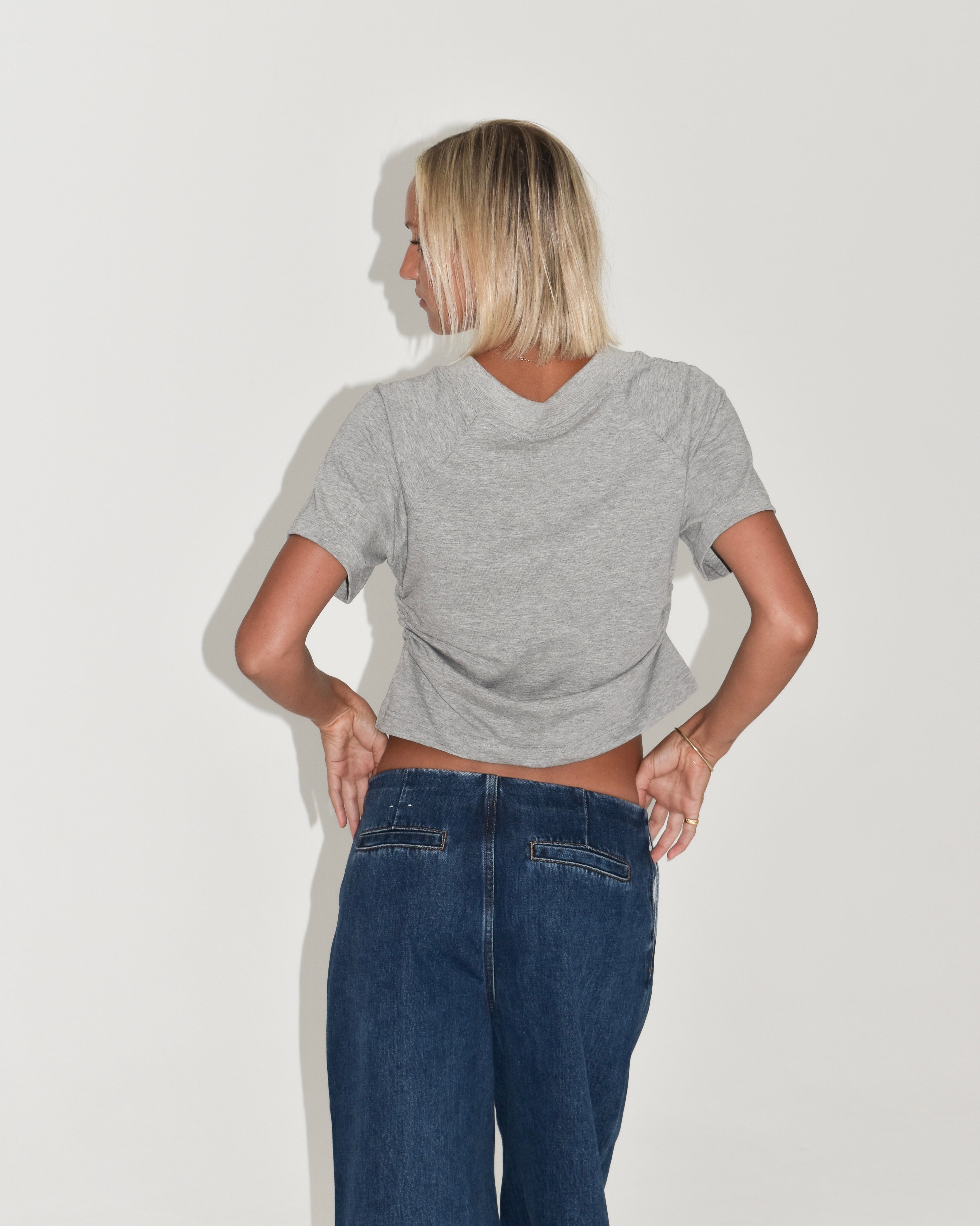 The Essential V-Neck Tee in Grey Marle