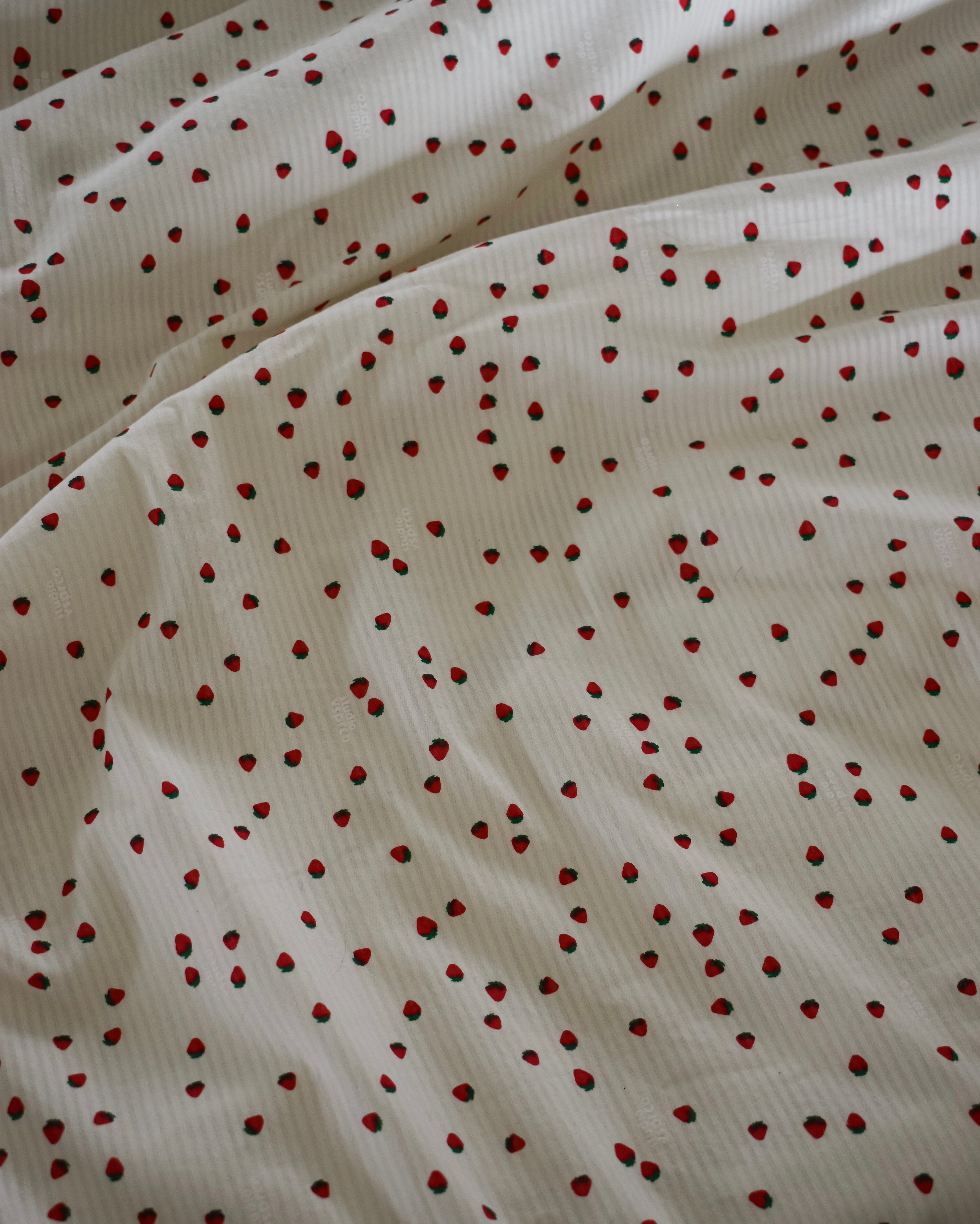 The Strawberry Quilt Cover
