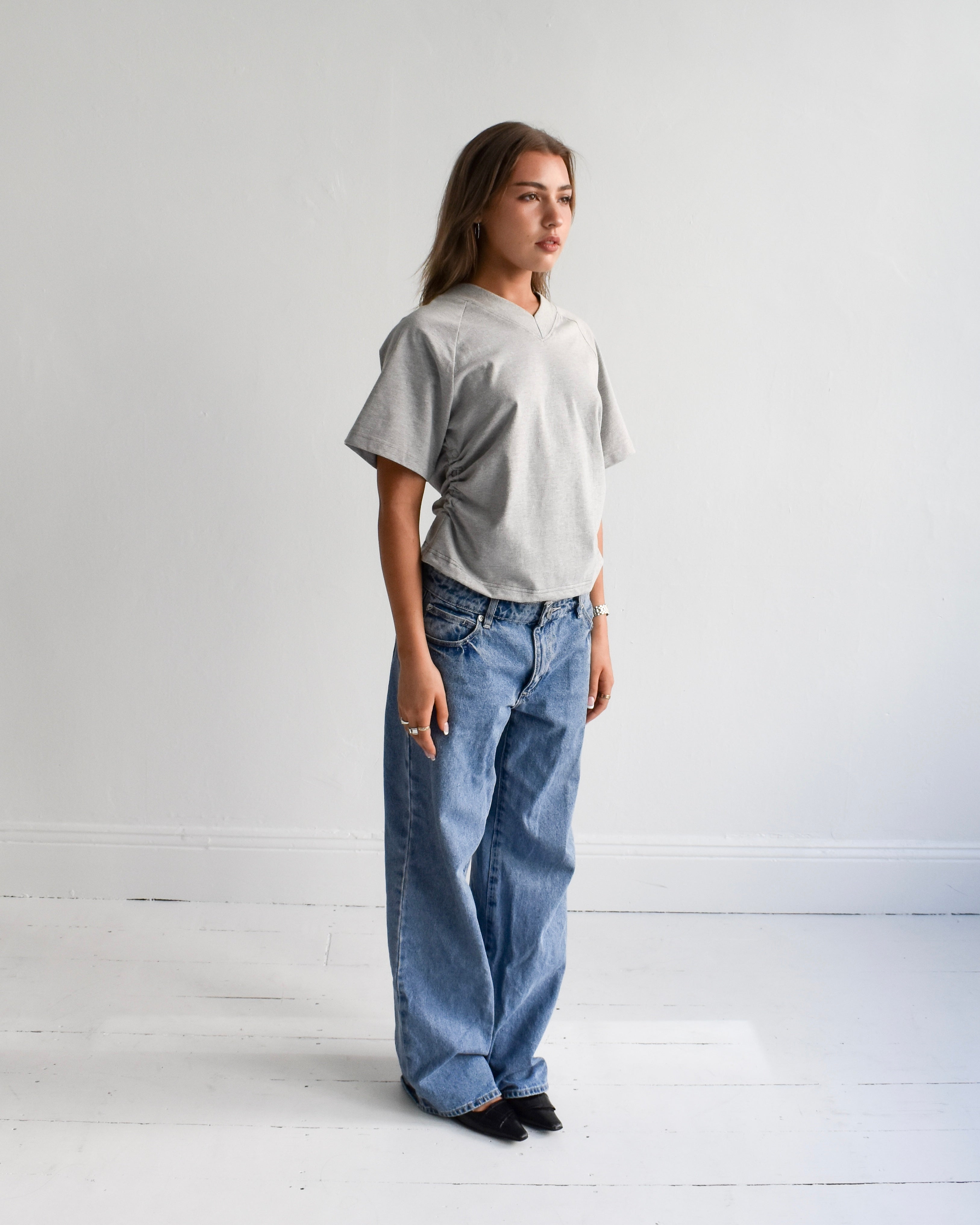 The Essential V-Neck Tee in Grey Marle