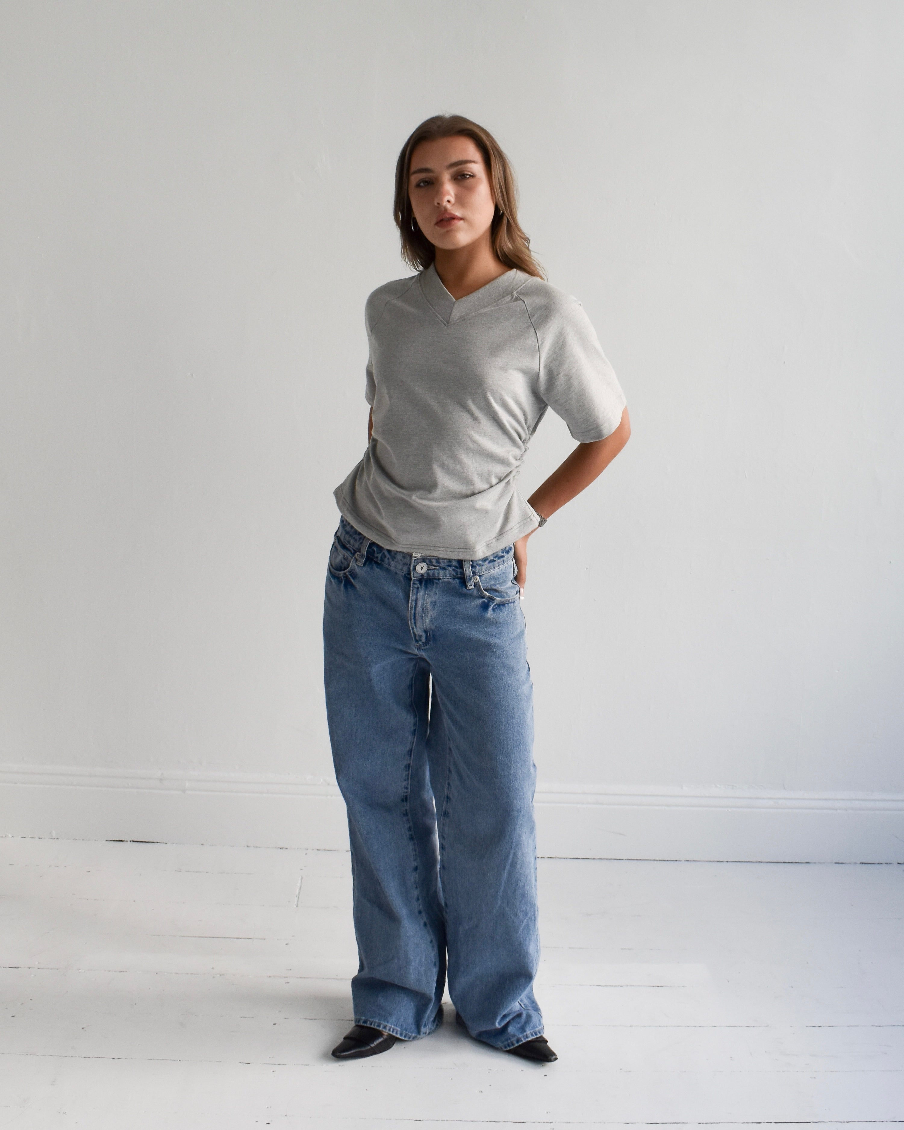 The Essential V-Neck Tee in Grey Marle