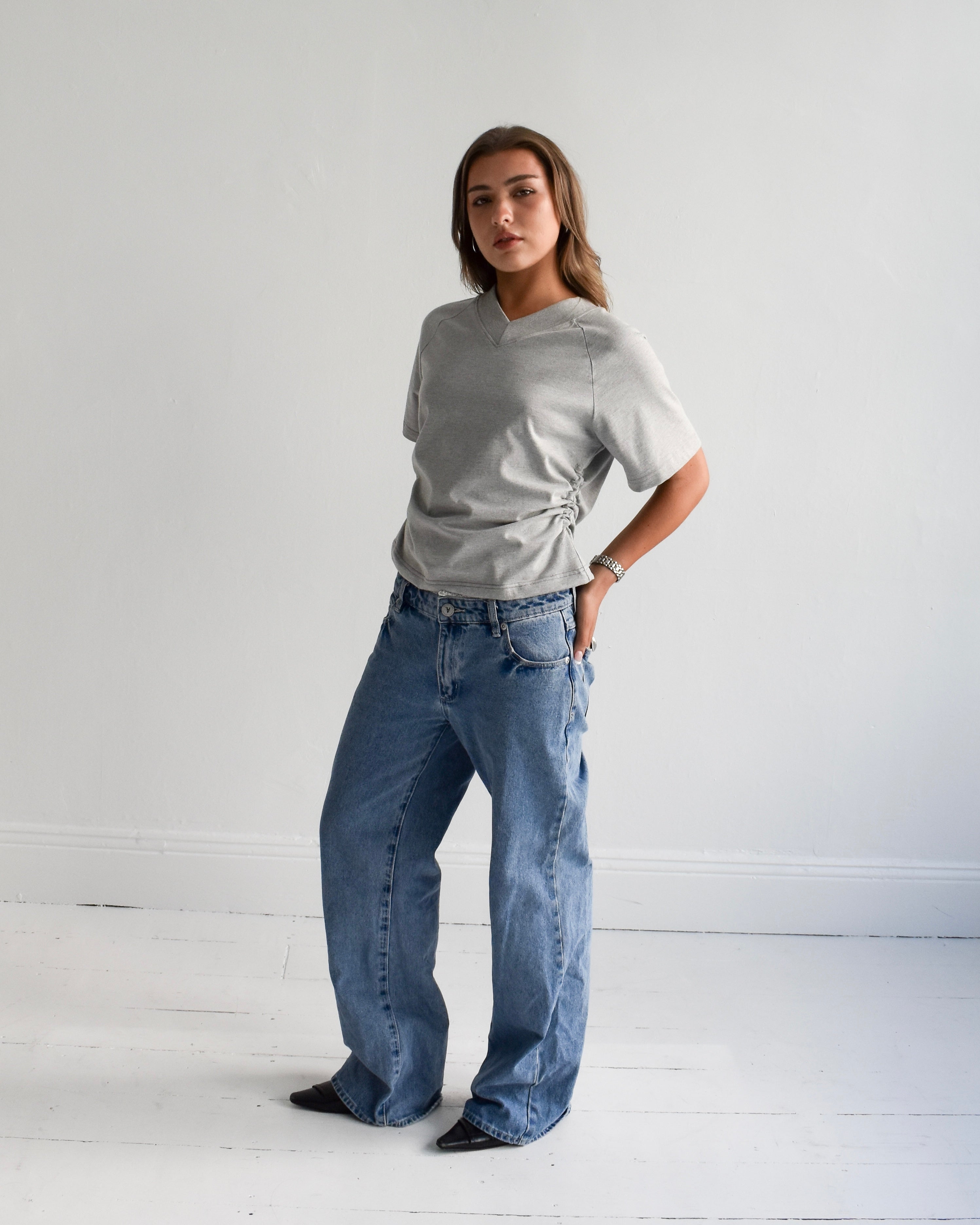 The Essential V-Neck Tee in Grey Marle