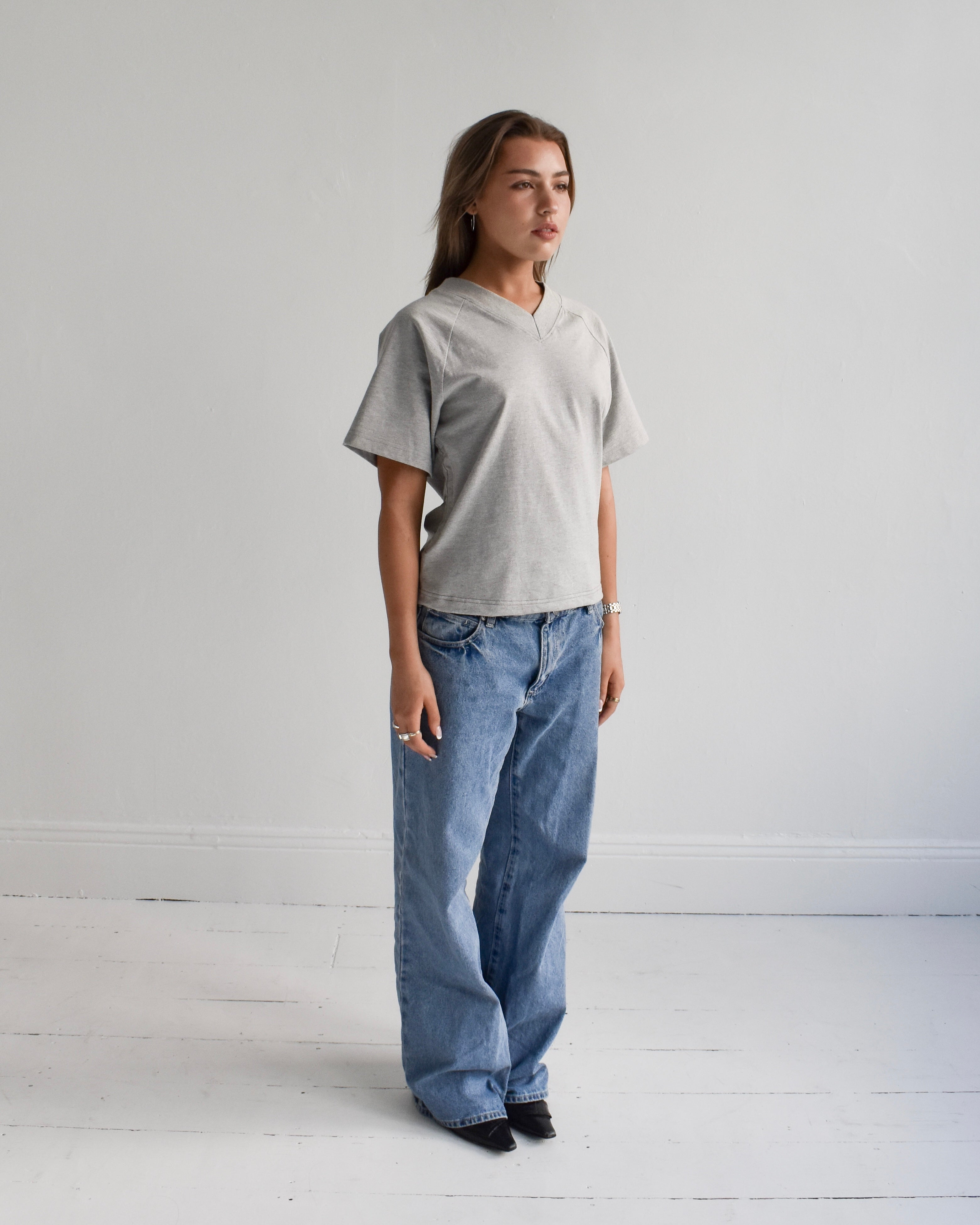 The Essential V-Neck Tee in Grey Marle